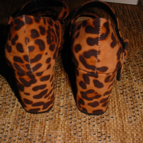 CATO New Animal Designs Heels Size 9 - Picture 4 of 4